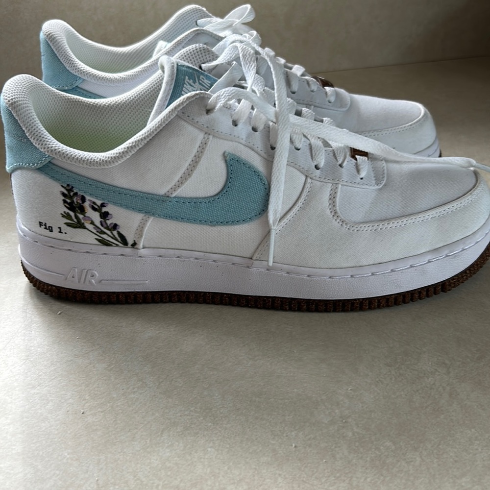 Nike Air Force 1 Indigo (Women's) size 10